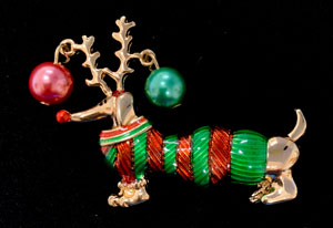 Hot Dog Christmas Needleminder